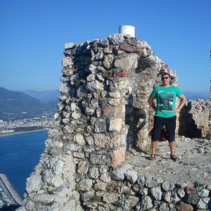 Meet your Posher, Robertas